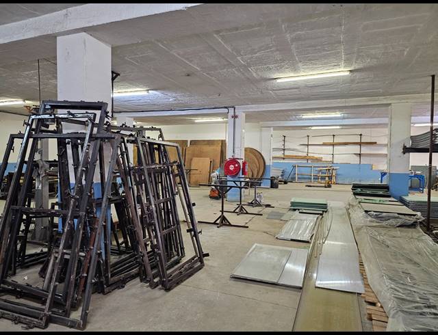 2,899M² FACTORY TO LET IN KYA SANDS